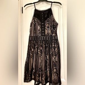 Francesca’s brand black lace mini dress size M. Beautiful lace detail